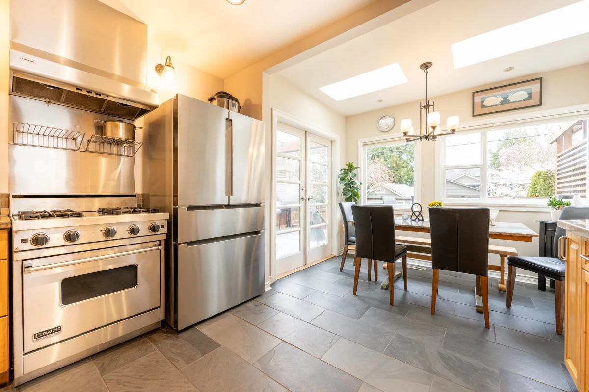 Family Room Photo of 4047 W 32nd Avenue, Vancouver, BC