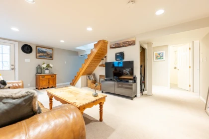 Basement Recreation Room Photo of 4047 W 32nd Avenue, Vancouver, BC