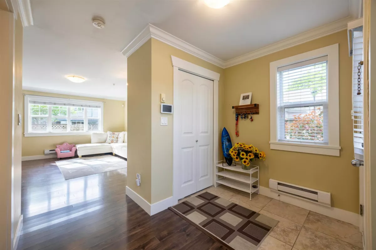 Living Room Photo of 32 22977 116 Avenue, Maple Ridge, BC