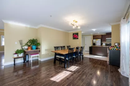 Kitchen Island Photo of 32 22977 116 Avenue, Maple Ridge, BC