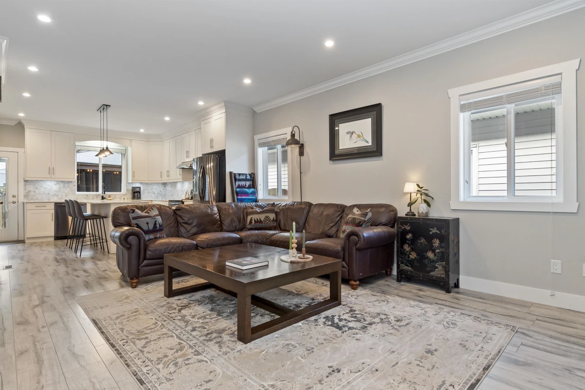 Dining Area Photo of 3 20118 Beacon Road, Hope, BC