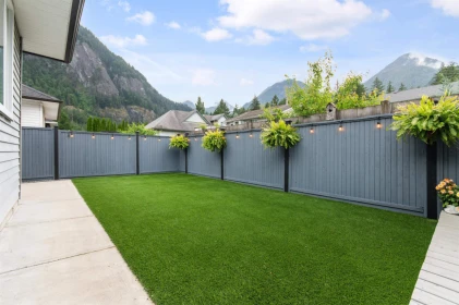 Outdoor Deck Photo of 3 20118 Beacon Road, Hope, BC