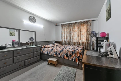 Primary Bedroom Photo of 208 2960 Trethewey Street, Abbotsford, BC