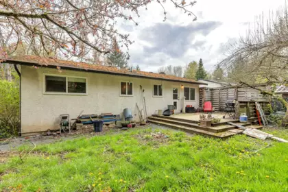 Swimming Pool Photo of 35109 Skeena Avenue, Abbotsford, BC