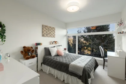 Street View Photo of 817 Younette Drive, West Vancouver, BC