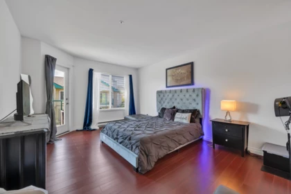 Staircase Photo of 409 20443 53 Avenue, Langley, BC