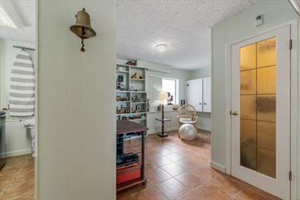 Walk-In Closet Photo of 3648 Seaview Crescent, No City Value, BC