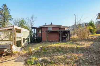 Hot Tub / Spa Photo of 33721 Morey Avenue, Abbotsford, BC