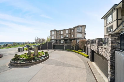 Garden / Landscaping Photo of A119 33755 7 Avenue, Mission, BC