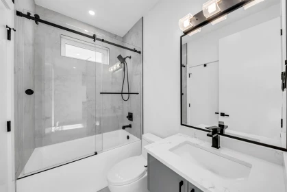 Hot Tub / Spa Photo of 6918 204a Street, Langley, BC