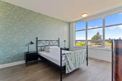 Powder Room Photo of 402 6333 West Boulevard, Vancouver, BC