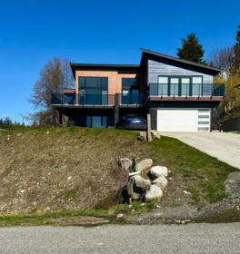 1496 Bonniebrook Heights Road, Gibsons, BC, Gibsons — Single Family Residence for sale