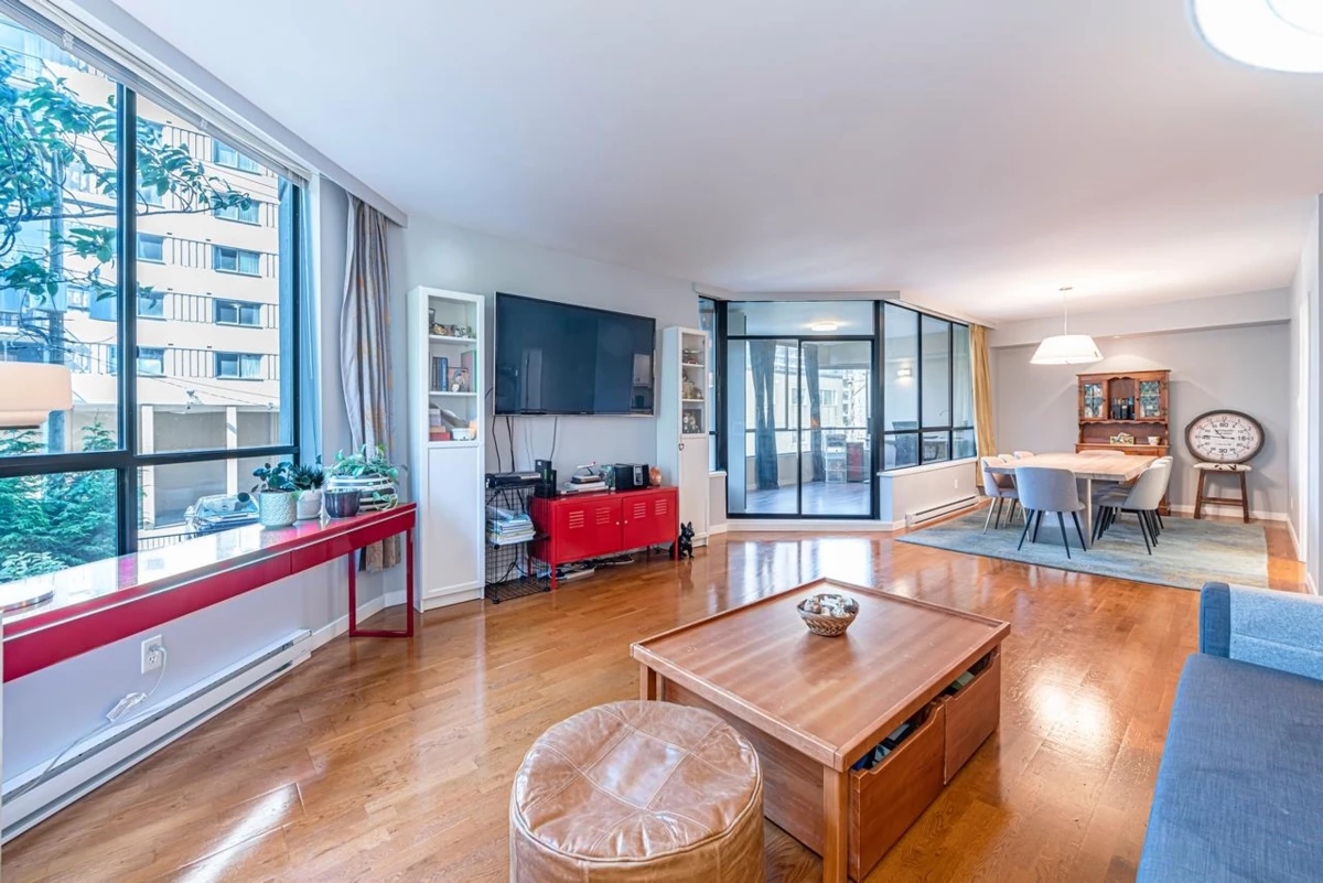 Family Room Photo of 203 738 Broughton Street, Vancouver, BC