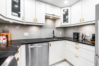 Kitchen Island Photo of 203 738 Broughton Street, Vancouver, BC