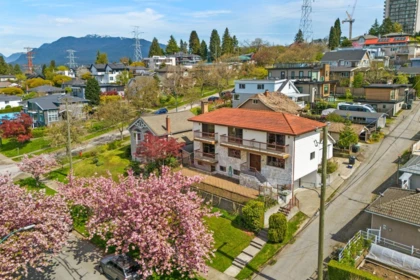 Hot Tub / Spa Photo of 370 N Kootenay Street, Vancouver, BC