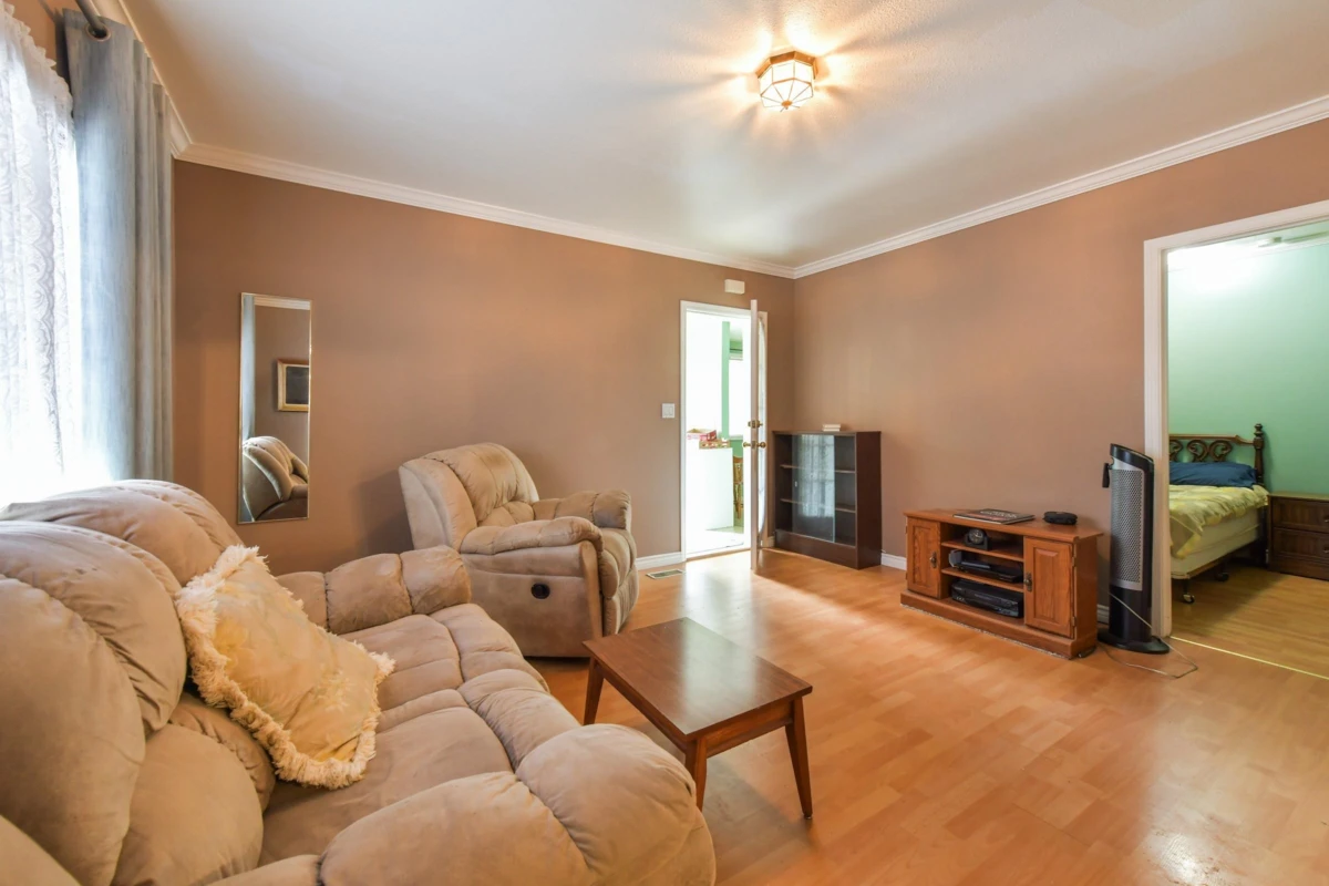 Dining Area Photo of 7544 Murray Street, Mission, BC