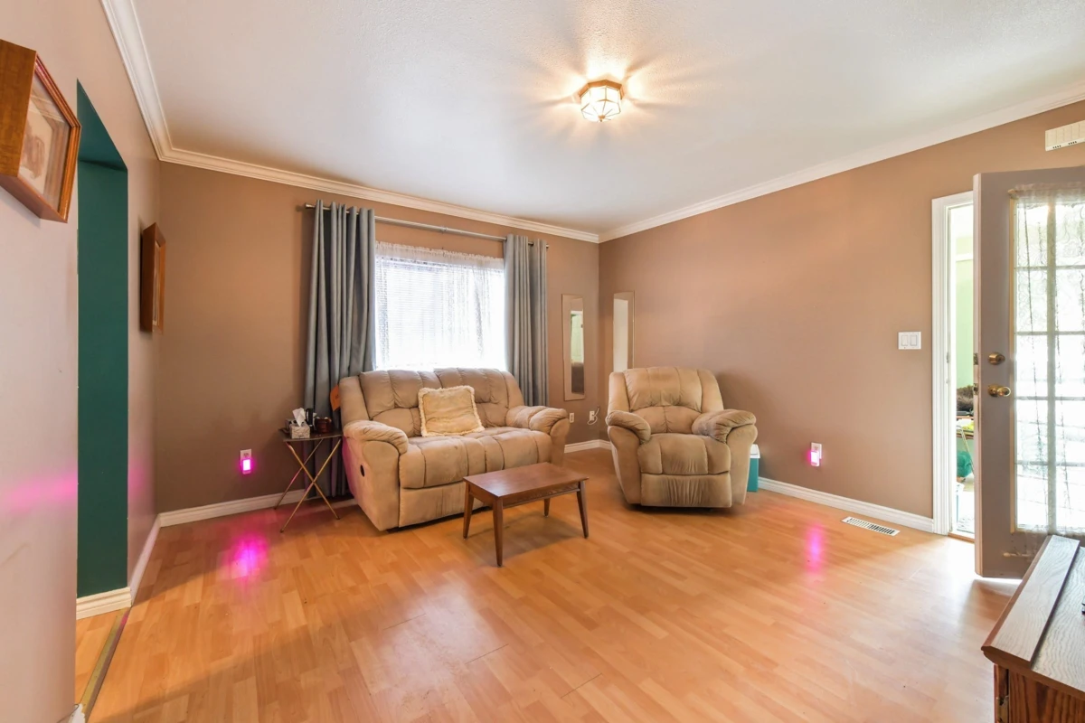 Family Room Photo of 7544 Murray Street, Mission, BC