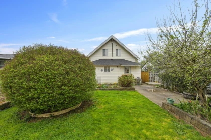 Outdoor Patio Photo of 7544 Murray Street, Mission, BC