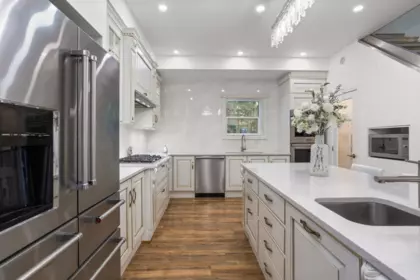 Pantry Photo of 12468 Carr Street, Mission, BC