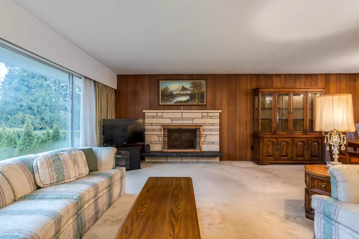 Living Room Photo of 1250 Delta Avenue, Burnaby, BC
