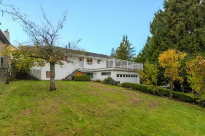 Hot Tub / Spa Photo of 1250 Delta Avenue, Burnaby, BC
