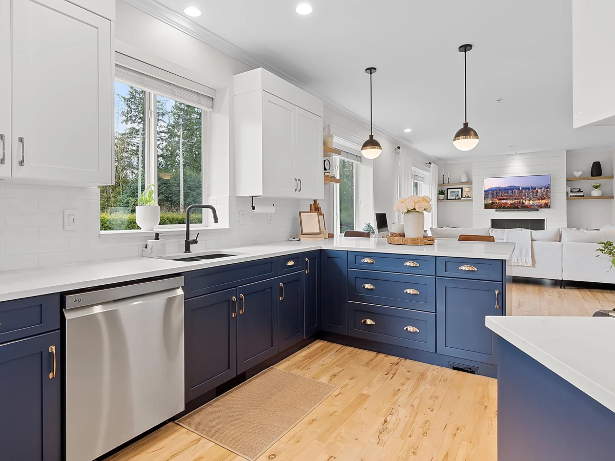 Living Room Photo of 21788 95a Avenue, Langley, BC