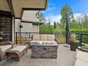 Front Yard Photo of 21788 95a Avenue, Langley, BC