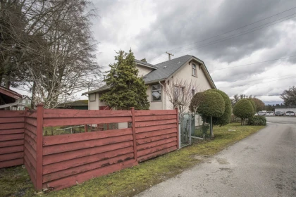 Outdoor Patio Photo of 910 Eighth Street, New Westminster, BC