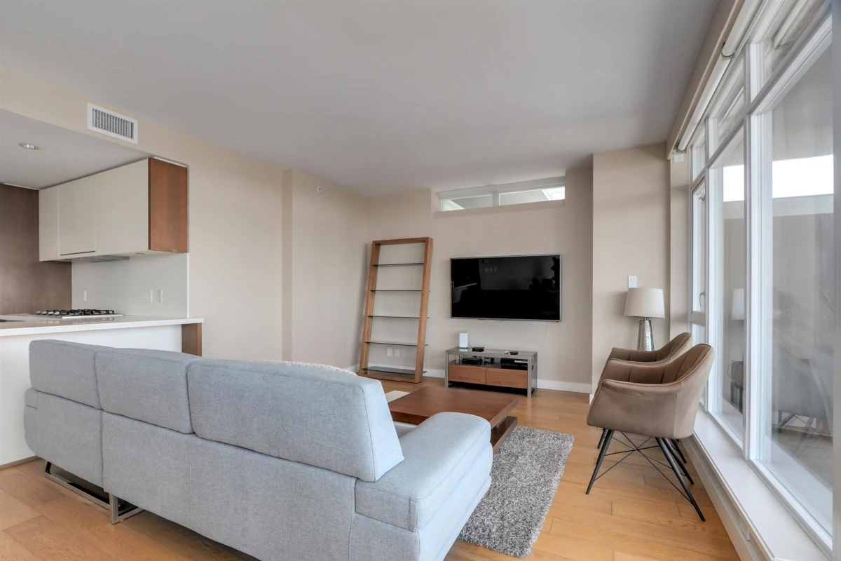 Family Room Photo of 3501 1372 Seymour Street, Vancouver, BC