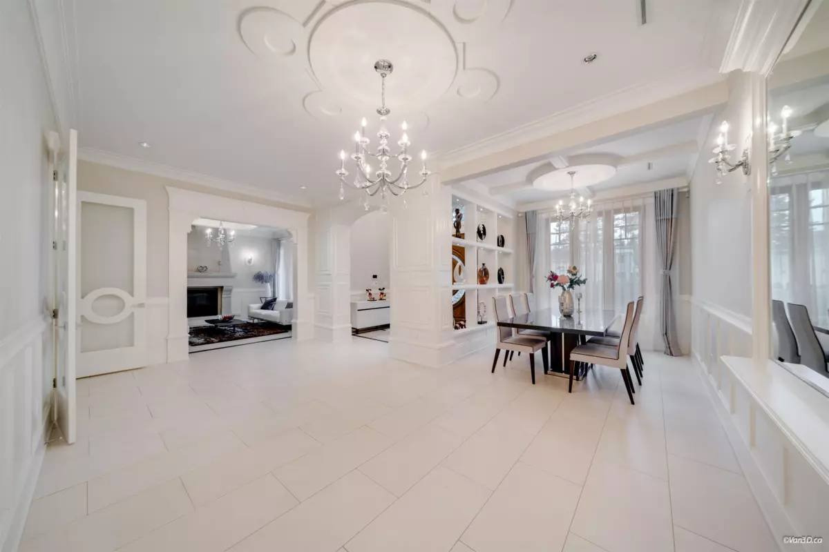 Family Room Photo of 2891 138 Street, Surrey, BC