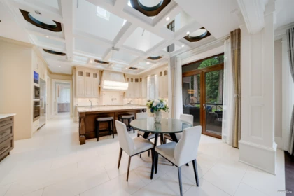 Kitchen Island Photo of 2891 138 Street, Surrey, BC