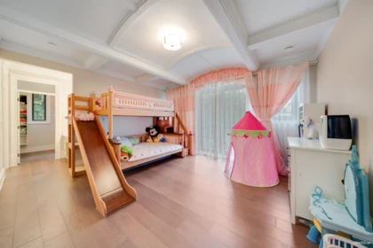Mudroom Photo of 2891 138 Street, Surrey, BC