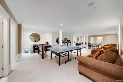 Swimming Pool Photo of 2891 138 Street, Surrey, BC
