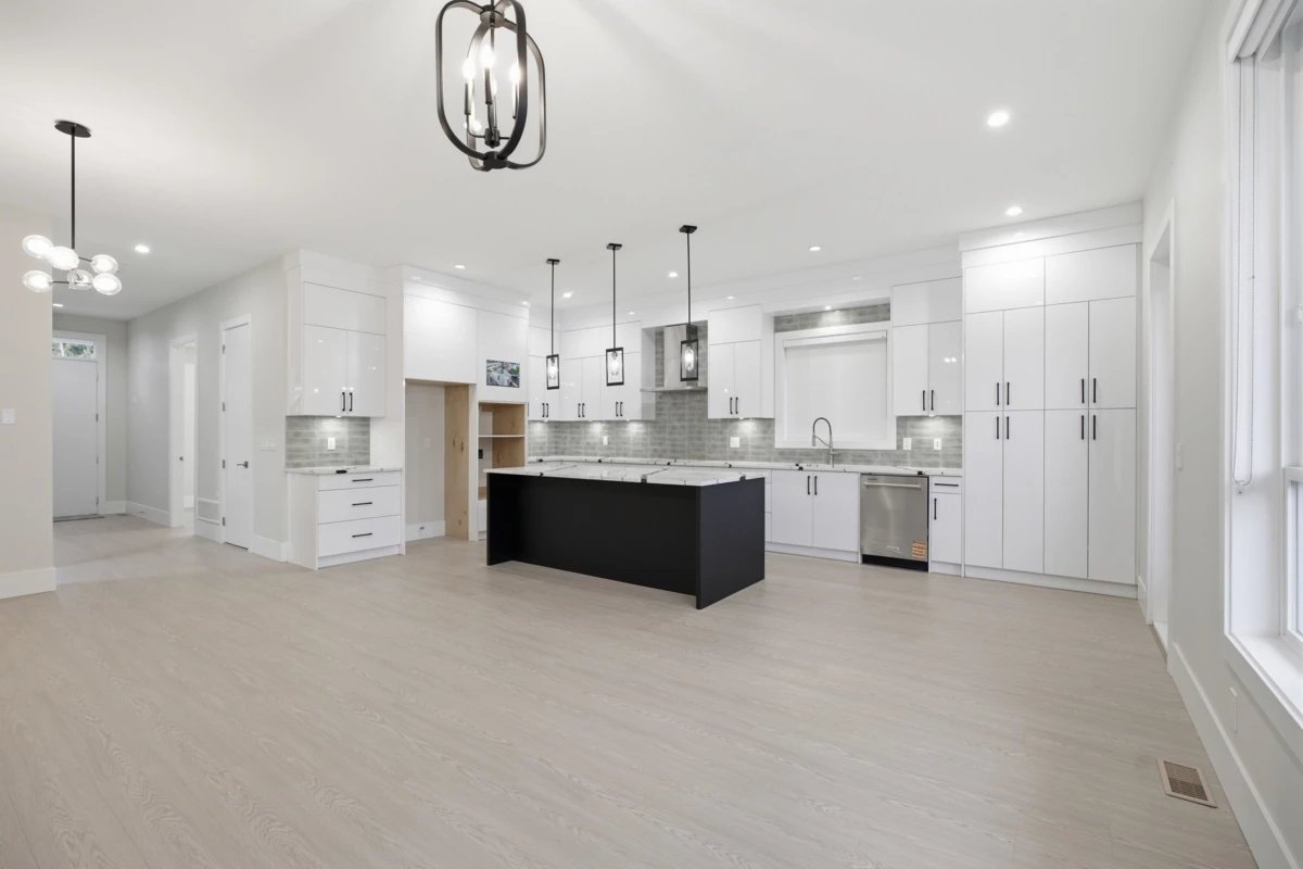 Dining Area Photo of 17156 1 Avenue, Surrey, BC
