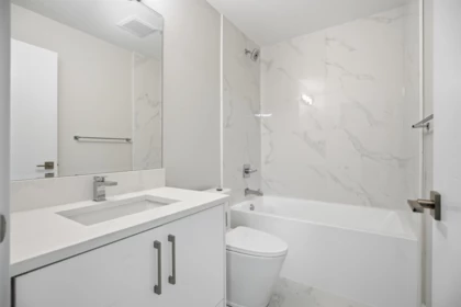 Mudroom Photo of 17156 1 Avenue, Surrey, BC