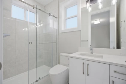 Walk-In Closet Photo of 17156 1 Avenue, Surrey, BC
