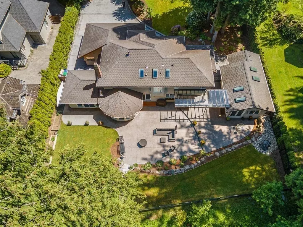 Family Room Photo of 2869 138 Street, Surrey, BC