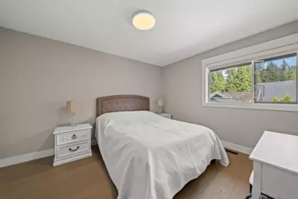 Hallway Photo of 2869 138 Street, Surrey, BC