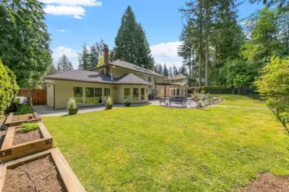 Hot Tub / Spa Photo of 2869 138 Street, Surrey, BC