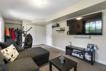 Hallway Photo of 35 7168 179 Street, Surrey, BC