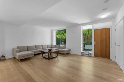 Breakfast Nook Photo of TH8 1439 George Street, Surrey, BC