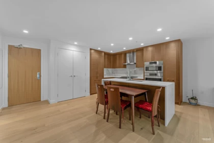 TH8 1439 George Street, Surrey, BC, Surrey — Townhouse for sale