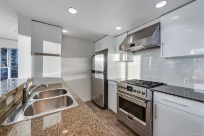 Guest Bathroom Photo of 606 455 Beach Crescent, Vancouver, BC