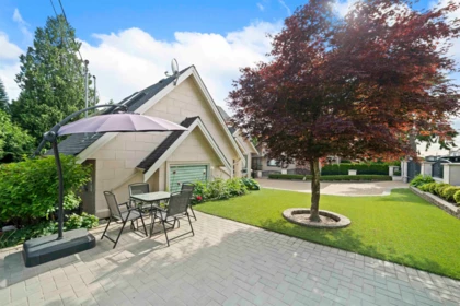 Front Yard Photo of 7638 Aubrey Street, Burnaby, BC
