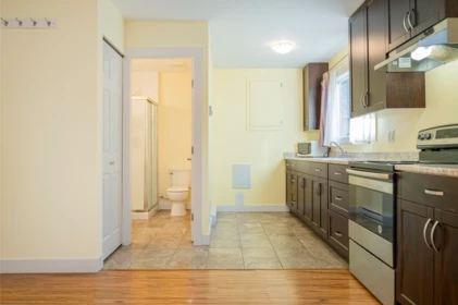 Hallway Photo of 8558 Mccutcheon Avenue, Chilliwack, BC