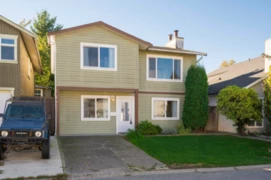 8558 Mccutcheon Avenue, Chilliwack, BC