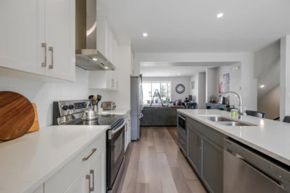 Kitchen Photo of 14 5480 Pebble Lane, Chilliwack, BC