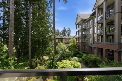 Entry Foyer Photo of 302 2855 156 Street, Surrey, BC