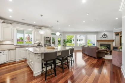 Kitchen Island Photo of 23107 80 Avenue, Langley, BC