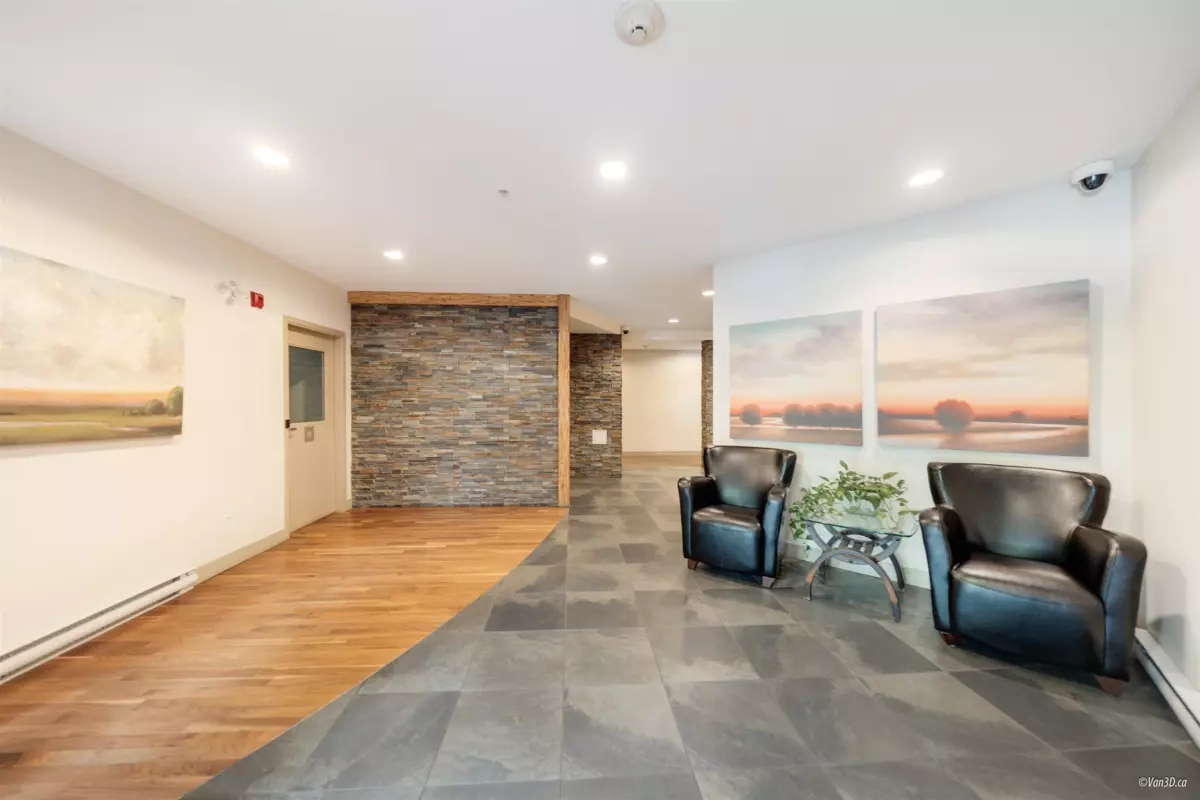 Living Room Photo of 410 11950 Harris Road, Pitt Meadows, BC